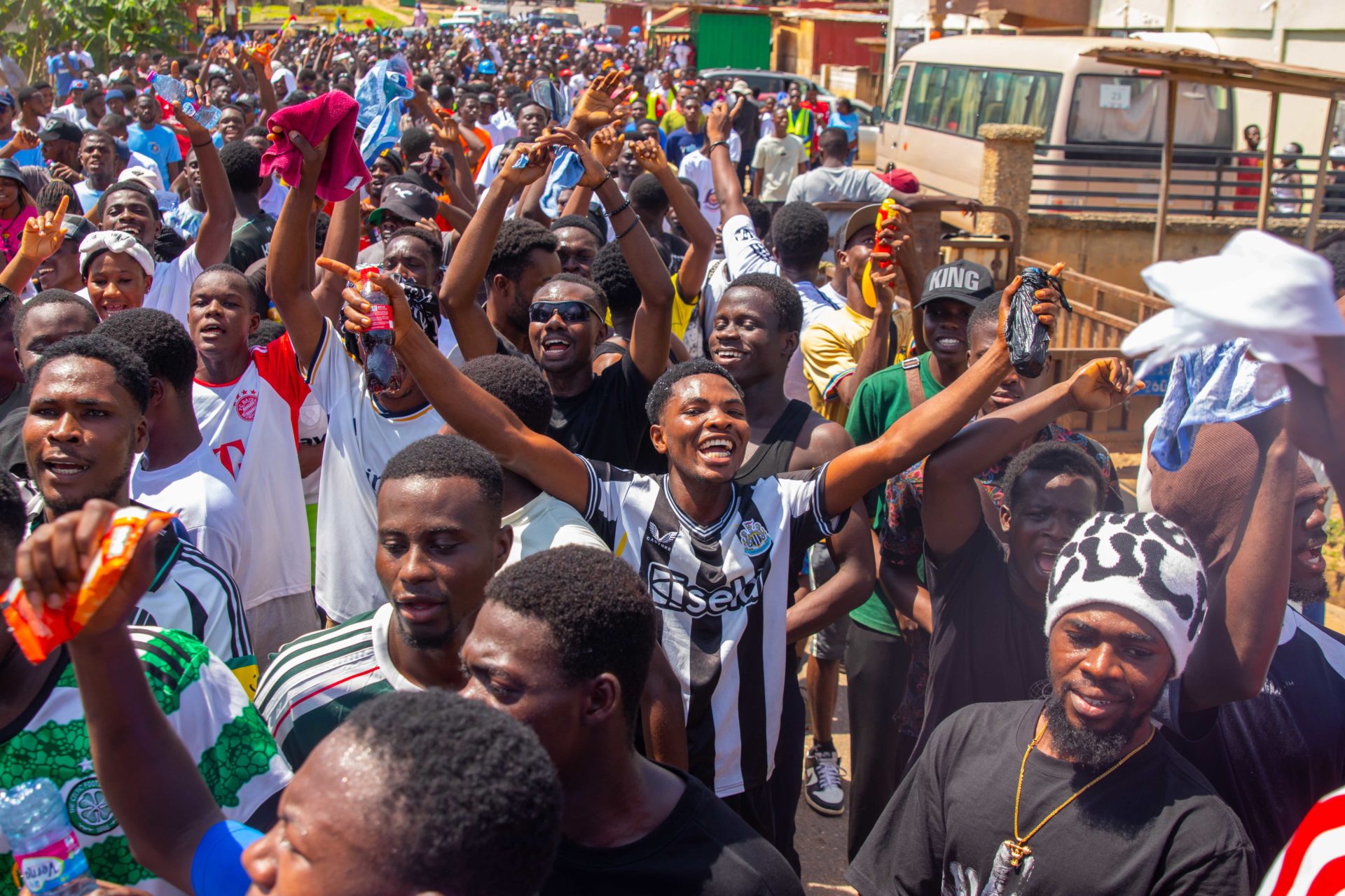 TTU HOLDS FINAL HEALTH WALK, PAINTING AS PRELUDE TO 70TH ANNIV. CLIMAX
